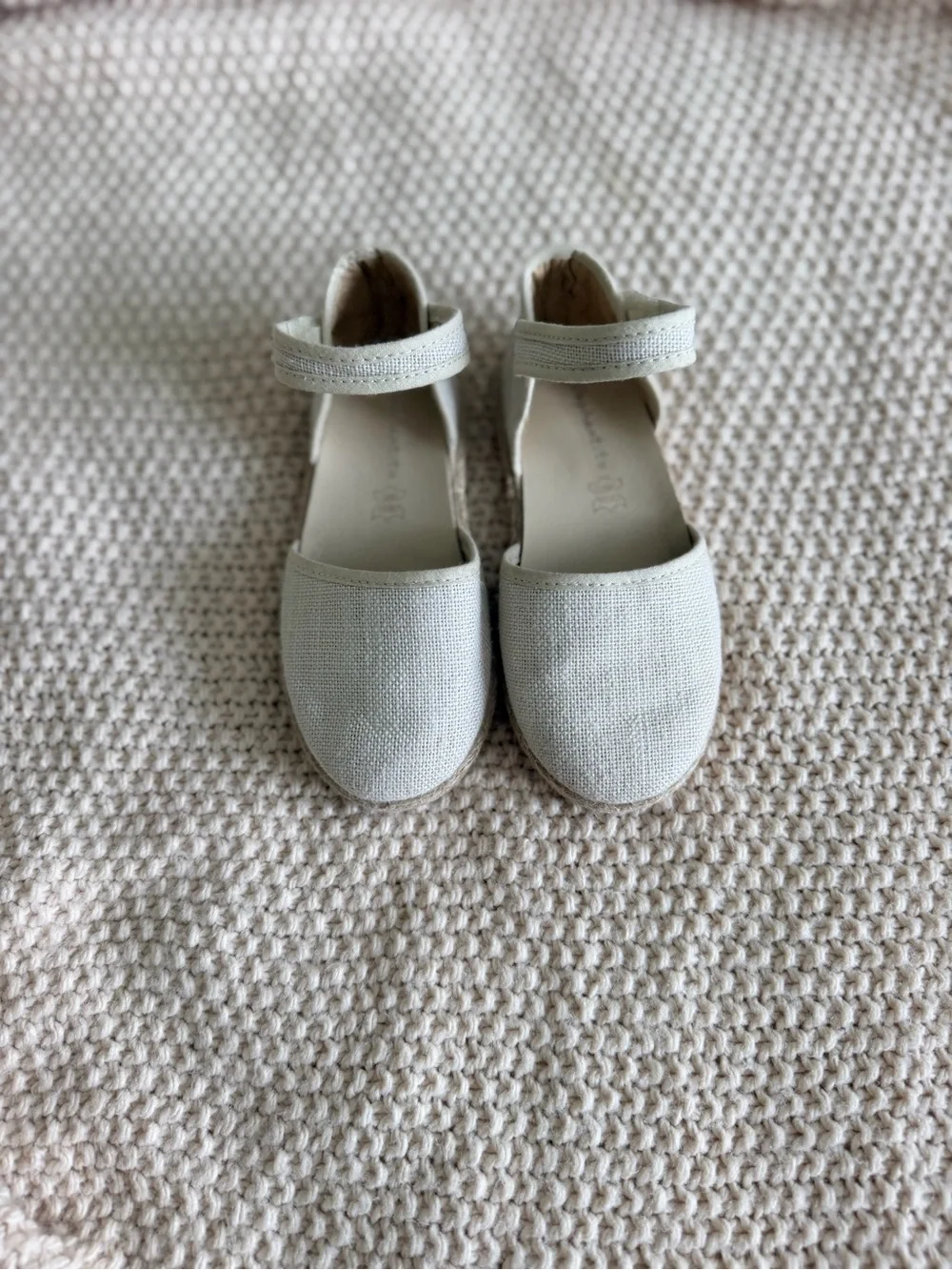 Elephantito Espadrille Sandals | Size 26 / US 10 Little Kid | Ivory 🤍